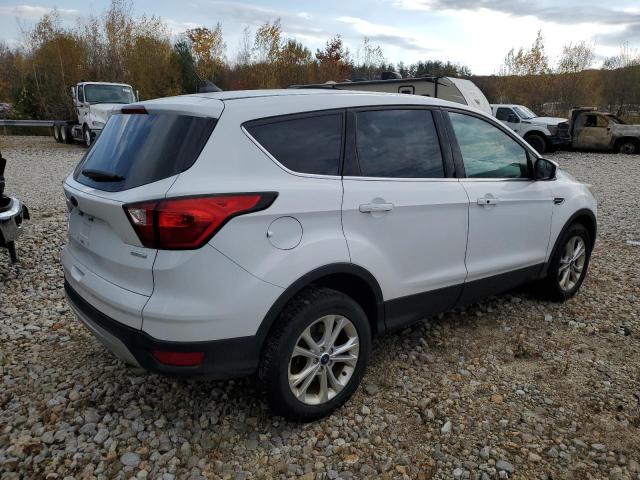 Photo 3 from auction – 2019 FORD ESCAPE SE with VIN 1FMCU9GD6KUB29141