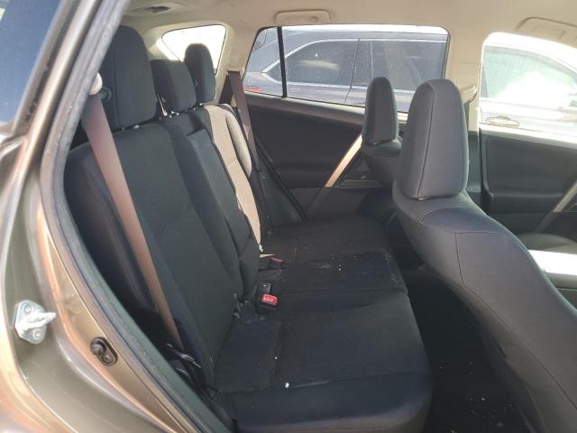 Photo 11 from auction – 2015 TOYOTA RAV4 LE with VIN JTMZFREV0FD047027