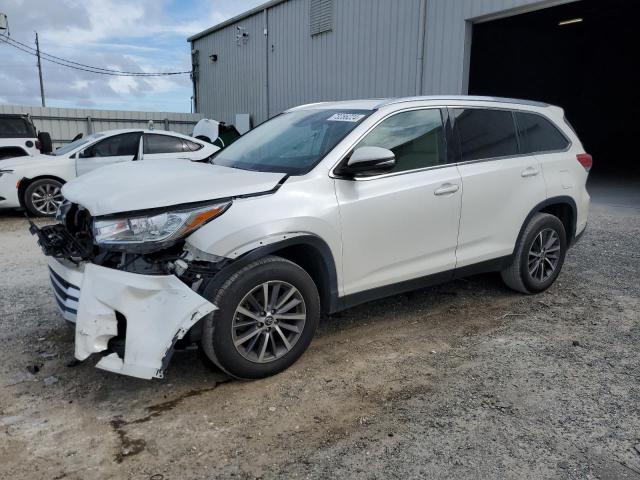 Photo 1 from auction – 2019 TOYOTA HIGHLANDER with VIN 5TDKZRFH7KS342206