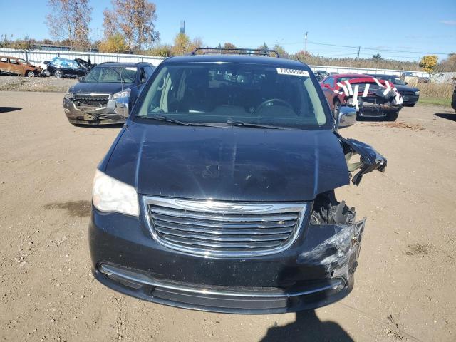 Photo 5 from auction – 2013 CHRYSLER TOWN & COU with VIN 2C4RC1CGXDR583492