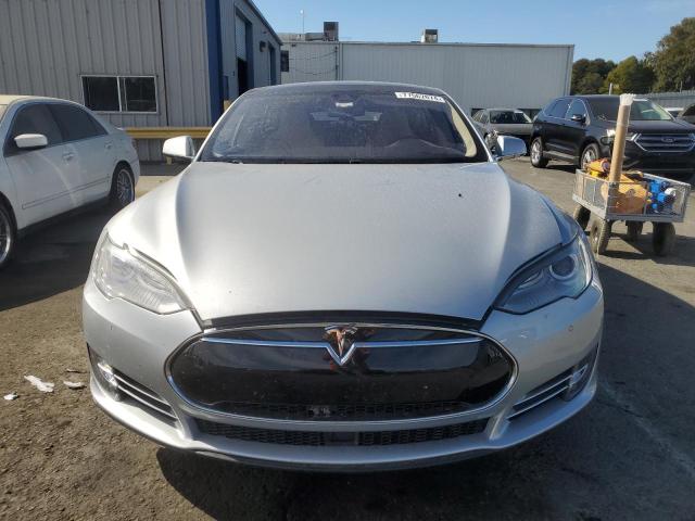 Photo 5 from auction – 2014 TESLA MODEL S with VIN 5YJSA1H10EFP63248