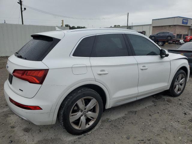 Photo 3 from auction – 2019 AUDI Q5 PREMIUM with VIN WA1BNAFY4K2124545