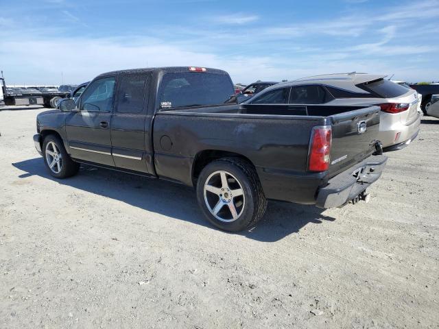 Photo 2 from auction – 2004 CHEVROLET SILVERADO with VIN 2GCEC19T541153323