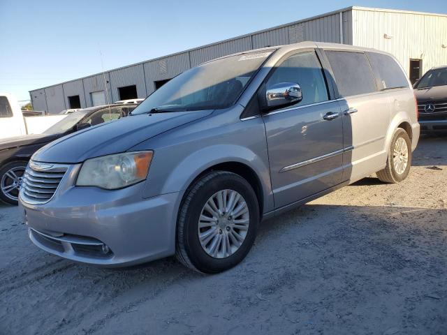 Photo 1 from auction – 2013 CHRYSLER TOWN & COU with VIN 2C4RC1GG3DR722520