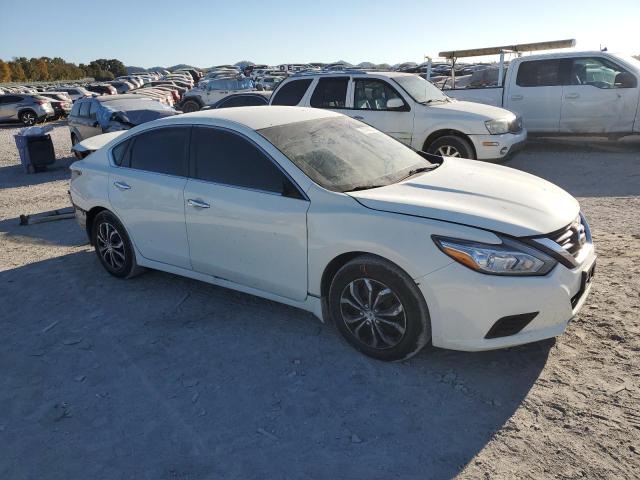 Photo 4 from auction – 2017 NISSAN ALTIMA 2.5 with VIN 1N4AL3AP0HC240142