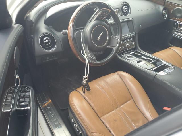 Photo 8 from auction – 2017 JAGUAR XJ with VIN SAJWJ1CD7H8W03828