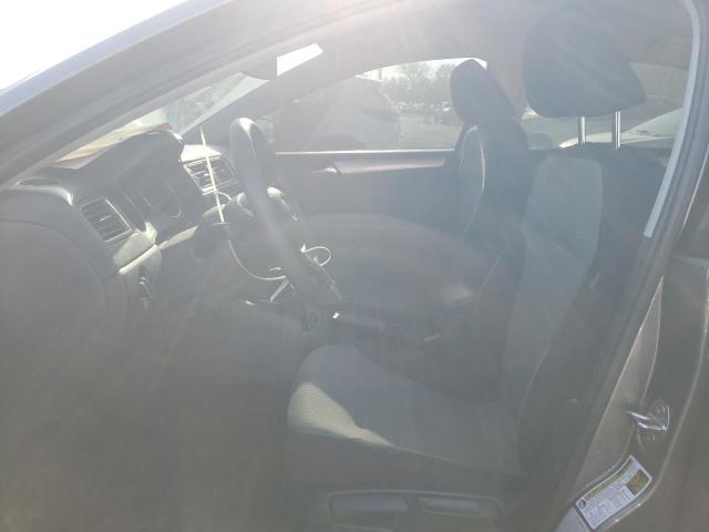 Photo 7 from auction – 2017 VOLKSWAGEN JETTA S with VIN 3VW2B7AJ1HM398537