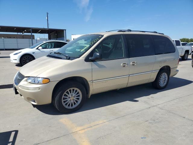 CHRYSLER TOWN & COU 2000 with VIN 1C4GP54L4YB614402 - Photo from auction