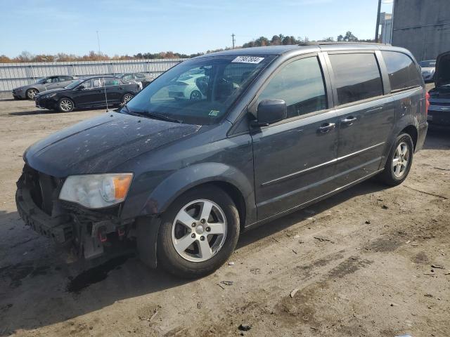 DODGE GRAND CARA 2013 with VIN 2C4RDGCG7DR611135 - Photo from auction