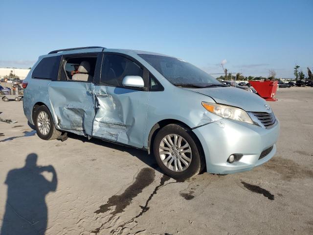 Photo 4 from auction – 2016 TOYOTA SIENNA XLE with VIN 5TDYK3DC9GS714719