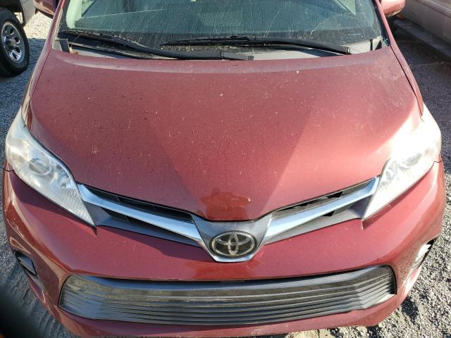 Photo 12 from auction – 2018 TOYOTA SIENNA XLE with VIN 5TDYZ3DC9JS919752