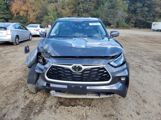 Photo 5 from auction – 2022 TOYOTA HIGHLANDER with VIN 5TDBZRBH0NS243365