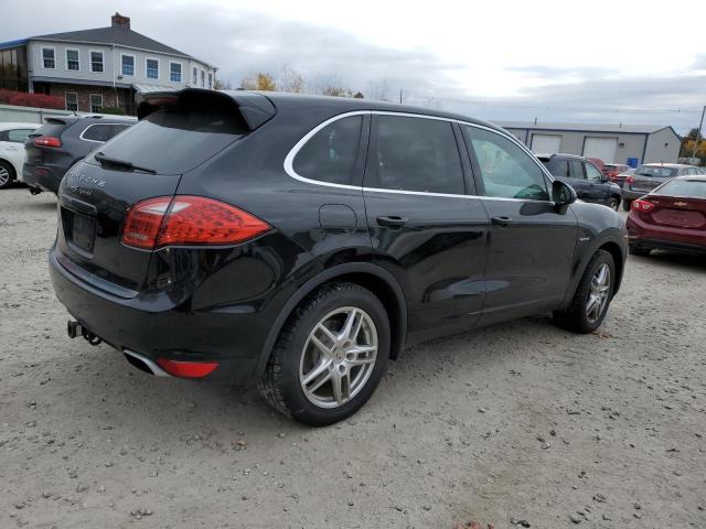 Photo 3 from auction – 2013 PORSCHE CAYENNE S with VIN WP1AE2A2XDLA15044