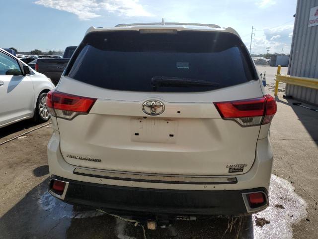 Photo 6 from auction – 2018 TOYOTA HIGHLANDER with VIN 5TDYZRFH7JS264342