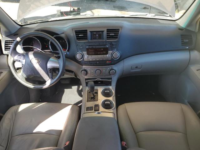 Photo 8 from auction – 2011 TOYOTA HIGHLANDER with VIN 5TDZK3EH4BS042219