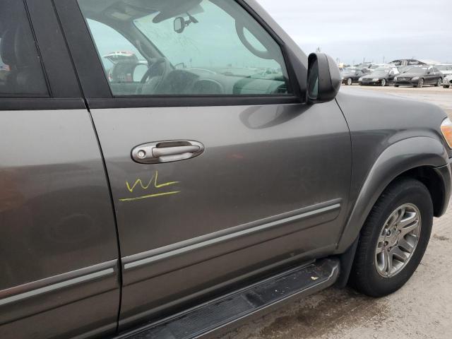 Photo 13 from auction – 2005 TOYOTA SEQUOIA LI with VIN 5TDBT48A35S255041