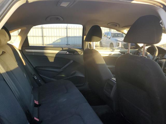 Photo 9 from auction – 2012 VOLKSWAGEN PASSAT S with VIN 1VWAH7A32CC040904