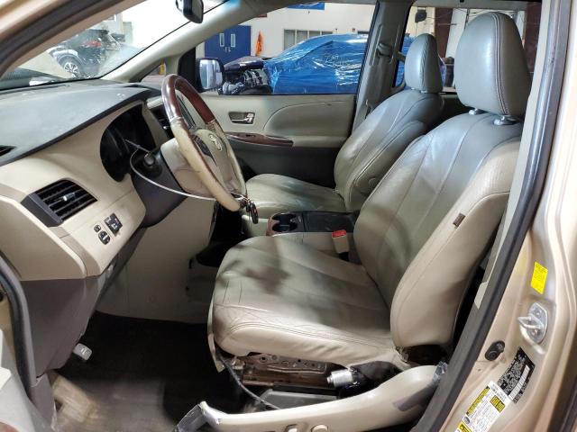 Photo 7 from auction – 2011 TOYOTA SIENNA XLE with VIN 5TDYK3DC6BS015864