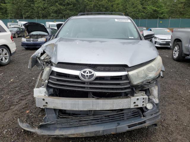 Photo 5 from auction – 2015 TOYOTA HIGHLANDER with VIN 5TDBKRFH9FS206833