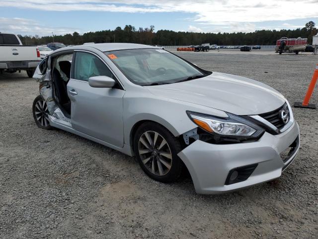 Photo 4 from auction – 2017 NISSAN ALTIMA 2.5 with VIN 1N4AL3AP0HC294220