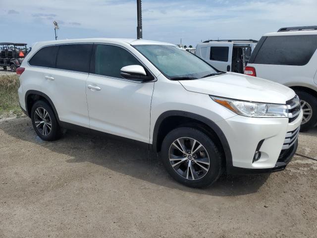 Photo 4 from auction – 2019 TOYOTA HIGHLANDER with VIN 5TDZZRFH7KS350384