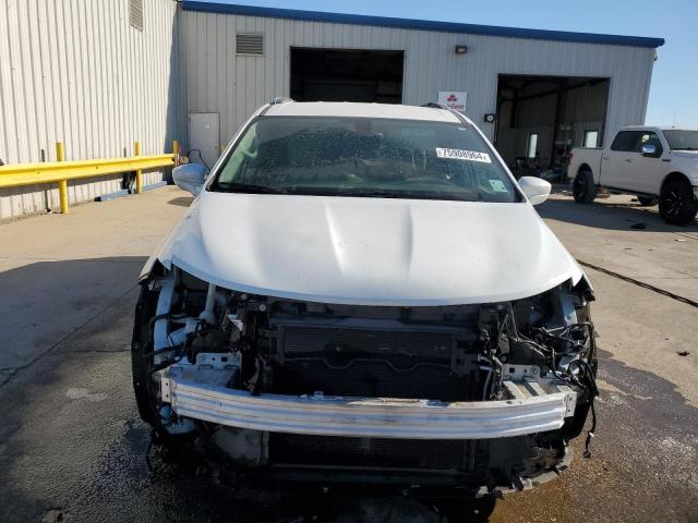 Photo 5 from auction – 2019 CHRYSLER PACIFICA T with VIN 2C4RC1BG3KR559744