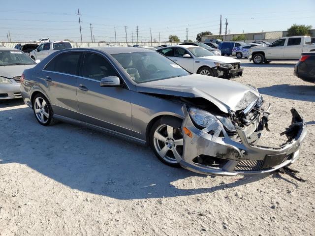 Photo 4 from auction – 2011 MERCEDES-BENZ E 350 with VIN WDDHF5GB3BA446698