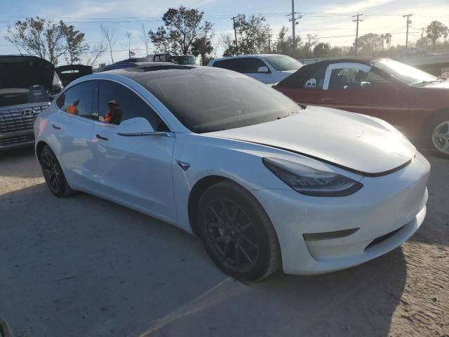 Photo 4 from auction – 2019 TESLA MODEL 3 with VIN 5YJ3E1EB7KF510574
