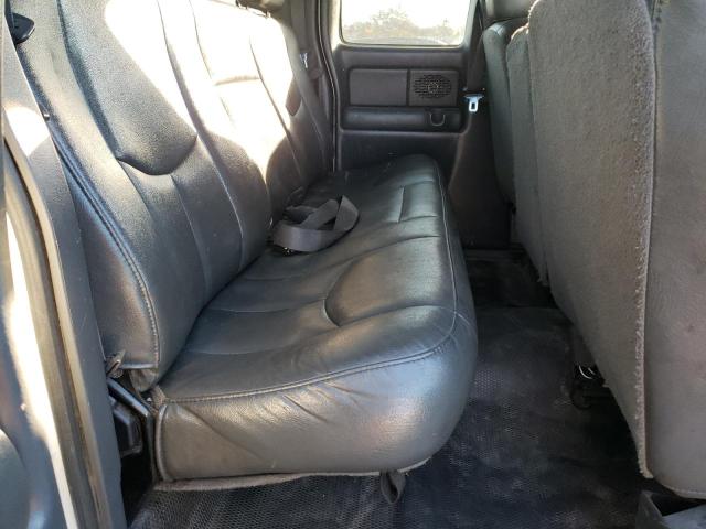 Photo 10 from auction – 2004 CHEVROLET SILVERADO with VIN 1GCEC19V04Z251815