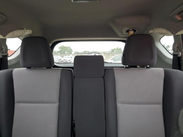 Photo 10 from auction – 2014 TOYOTA RAV4 LE with VIN JTMZFREVXEJ006808