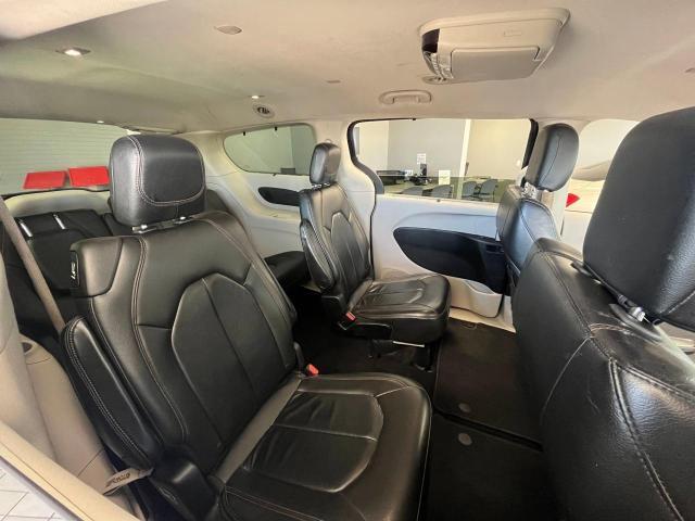 Photo 6 from auction – 2017 CHRYSLER PACIFICA T with VIN 2C4RC1BG4HR634556