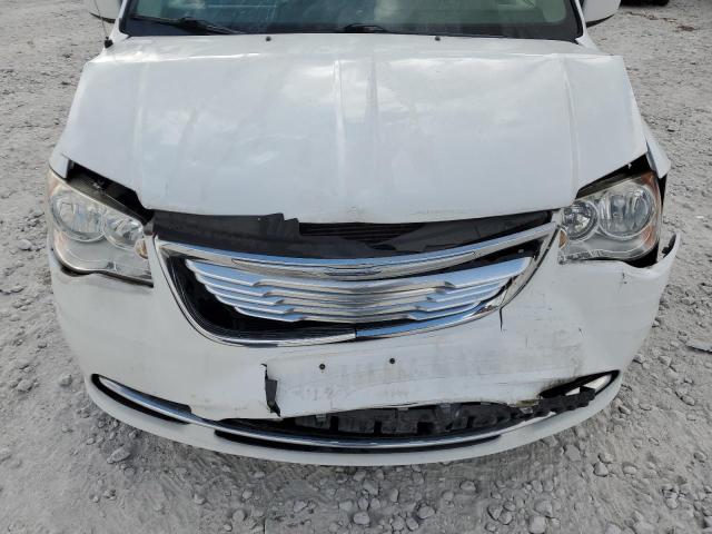 Photo 12 from auction – 2015 CHRYSLER TOWN & COU with VIN 2C4RC1BG3FR560236