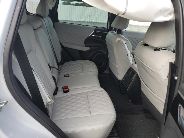 Photo 11 from auction – 2023 MITSUBISHI OUTLANDER with VIN JA4J3VA83PZ008462