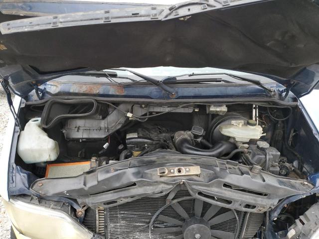 Photo 11 from auction – 2004 SPRINTER 2500 SPRIN with VIN WD2PD744545699979