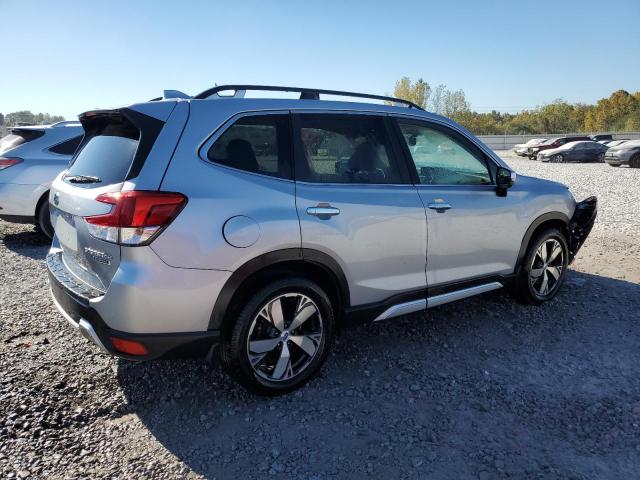 Photo 3 from auction – 2019 SUBARU FORESTER T with VIN JF2SKAWC2KH501228