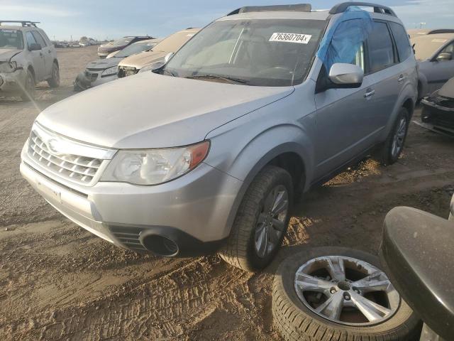 SUBARU FORESTER 2 2011 with VIN JF2SHADC8BH733365 - Photo from auction