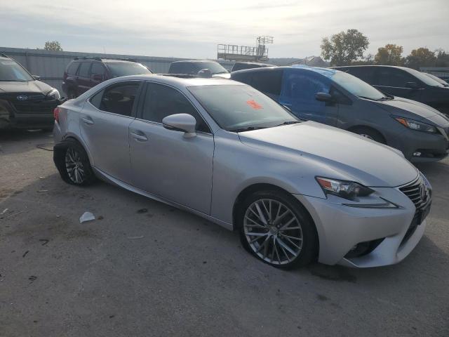 Photo 4 from auction – 2015 LEXUS IS 250 with VIN JTHCF1D29F5020576
