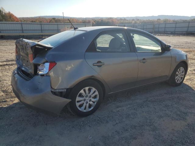 Photo 3 from auction – 2010 KIA FORTE EX with VIN KNAFU4A24A5262014