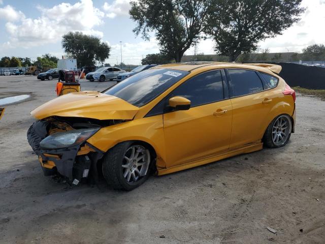 FORD FOCUS ST 2013 with VIN 1FADP3L95DL154920 - Photo from auction