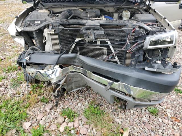 Photo 11 from auction – 2004 CHEVROLET SILVERADO with VIN 1GCHK23164F126993