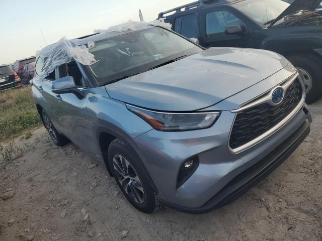 Фото 4 с аукциона – 2024 TOYOTA HIGHLANDER с VIN 5TDKBRCH2RS635837