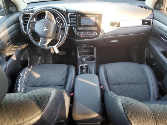 Photo 8 from auction – 2015 MITSUBISHI OUTLANDER with VIN JA4AD3A33FZ004190