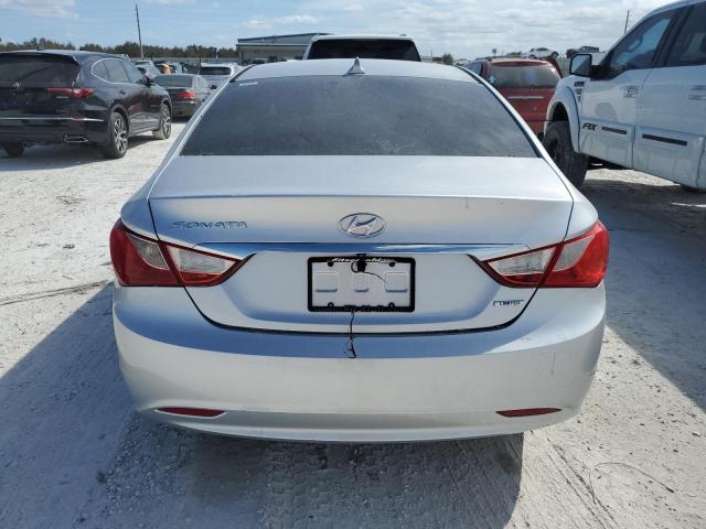 Photo 6 from auction – 2011 HYUNDAI SONATA SE with VIN 5NPEC4AC0BH301256