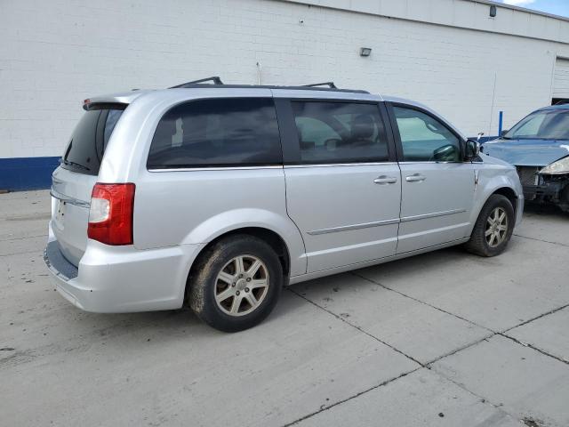 Photo 3 from auction – 2011 CHRYSLER TOWN & COU with VIN 2A4RR8DG2BR797244