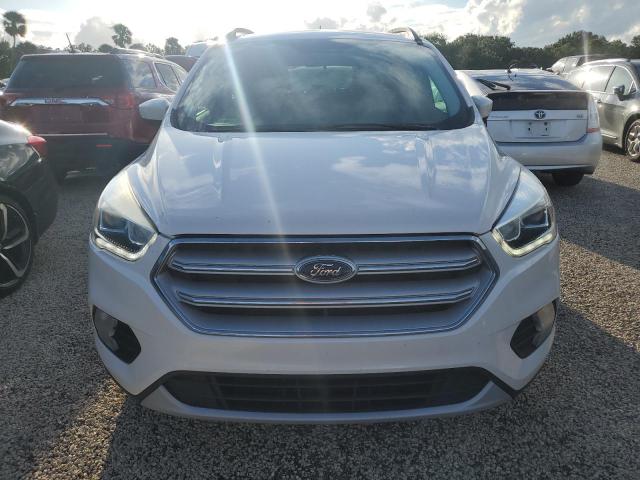 Photo 5 from auction – 2018 FORD ESCAPE SEL with VIN 1FMCU9HD6JUA94520