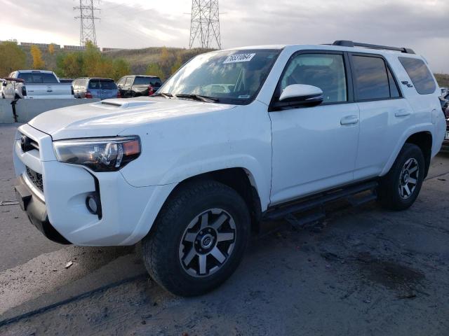 TOYOTA 4RUNNER SR 2020 with VIN JTEBU5JR1L5754762 - Photo from auction