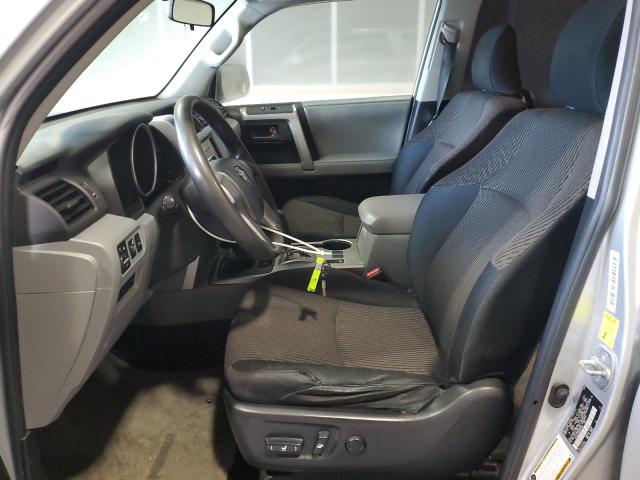 Photo 7 from auction – 2010 TOYOTA 4RUNNER SR with VIN JTEBU5JR0A5003150