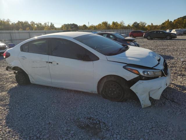 Photo 4 from auction – 2017 KIA FORTE LX with VIN 3KPFK4A75HE129183