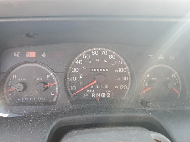 Photo 9 from auction – 2001 FORD CROWN VICT with VIN 2FAFP73W71X134849