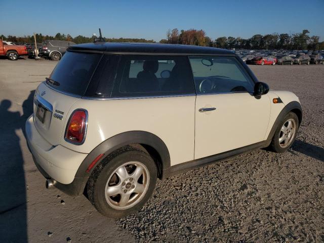 Photo 3 from auction – 2010 MINI COOPER with VIN WMWMF3C51ATZ64905